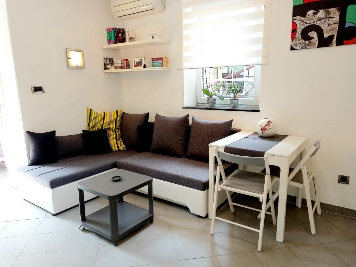 Apartment Punta Pula Exterior photo